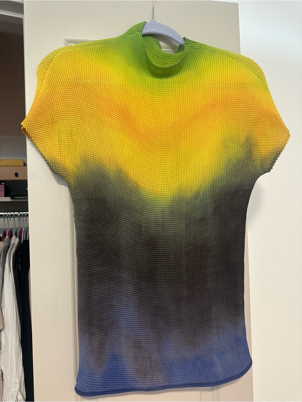 Women's Short-Sleeve Top in Yellow, Green and Blue